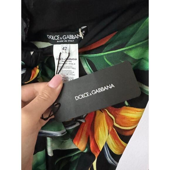 Dolce & Gabbanna | Elegant Floral High Waist Midi Women's Skirt - Picture 6 of 9